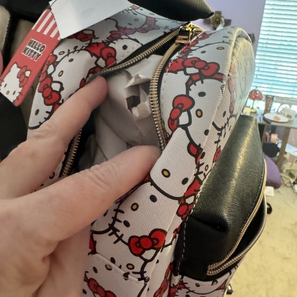 Hello Kitty backpack - Picture 6 of 6